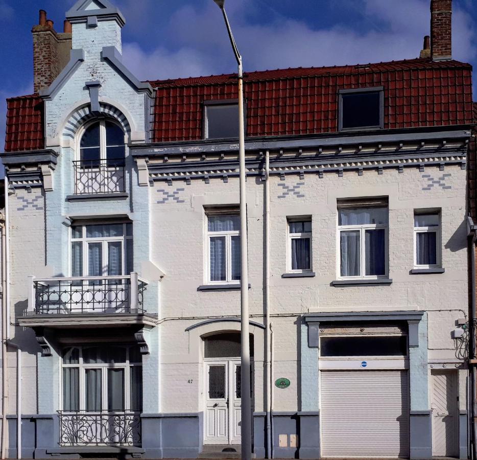 A La Villa Perroy Les Chambres Sont Spacieuses Et Les Petit-Dejeuners Offerts Dunkirk Ngoại thất bức ảnh