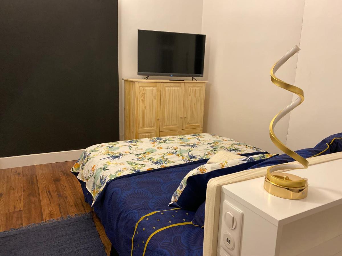 A La Villa Perroy Les Chambres Sont Spacieuses Et Les Petit-Dejeuners Offerts Dunkirk Ngoại thất bức ảnh