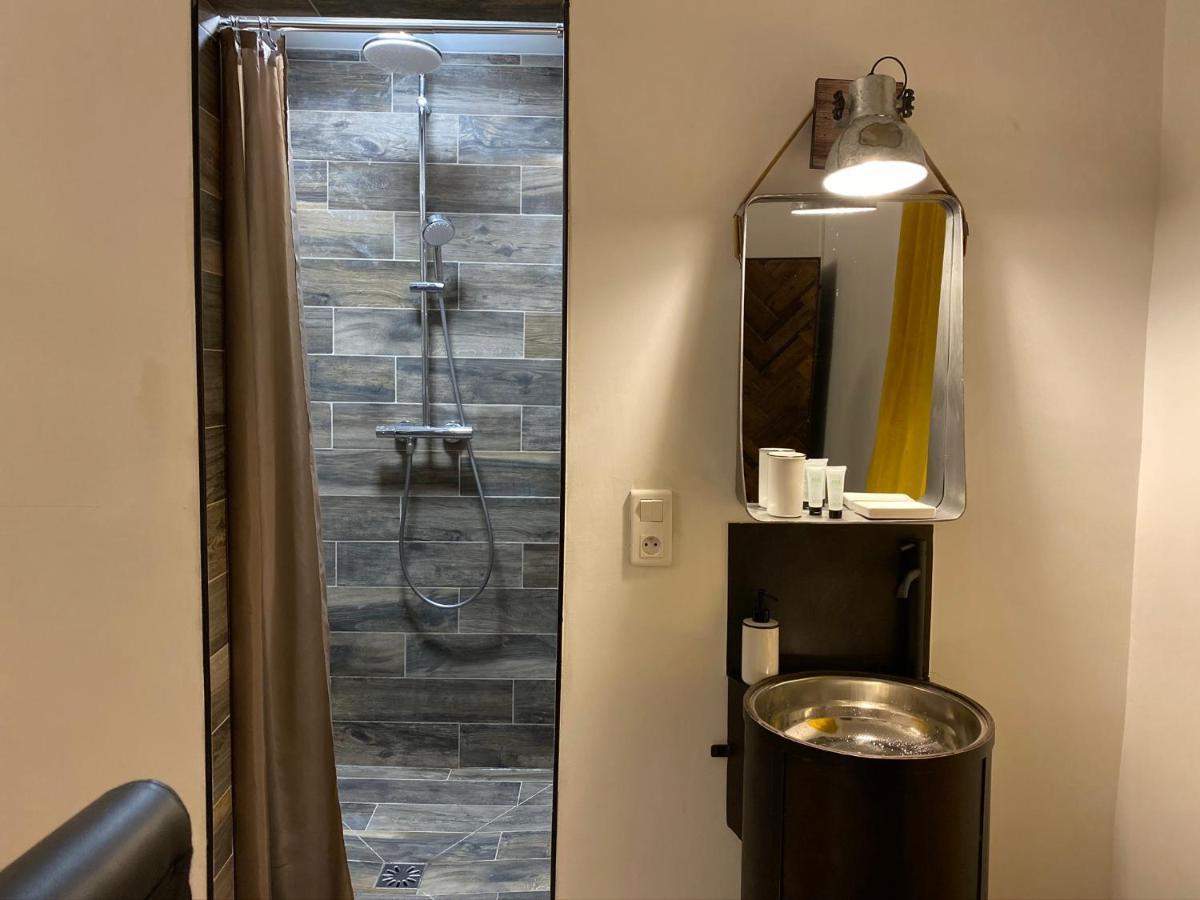 A La Villa Perroy Les Chambres Sont Spacieuses Et Les Petit-Dejeuners Offerts Dunkirk Ngoại thất bức ảnh