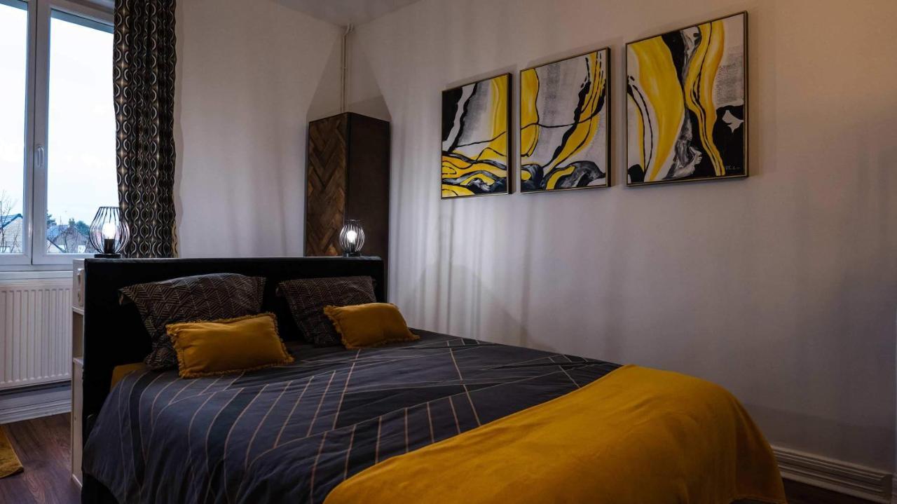 A La Villa Perroy Les Chambres Sont Spacieuses Et Les Petit-Dejeuners Offerts Dunkirk Ngoại thất bức ảnh