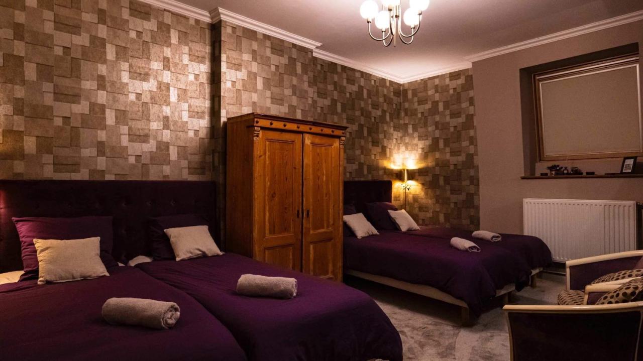 A La Villa Perroy Les Chambres Sont Spacieuses Et Les Petit-Dejeuners Offerts Dunkirk Ngoại thất bức ảnh