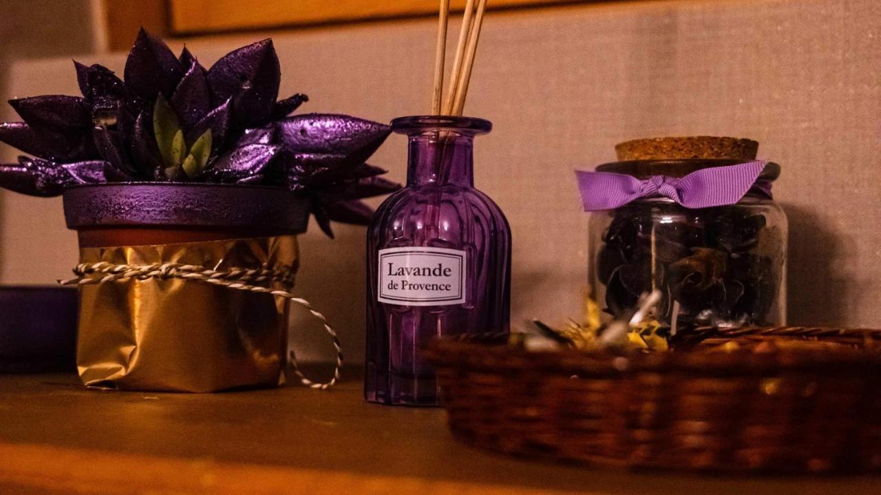 A La Villa Perroy Les Chambres Sont Spacieuses Et Les Petit-Dejeuners Offerts Dunkirk Ngoại thất bức ảnh