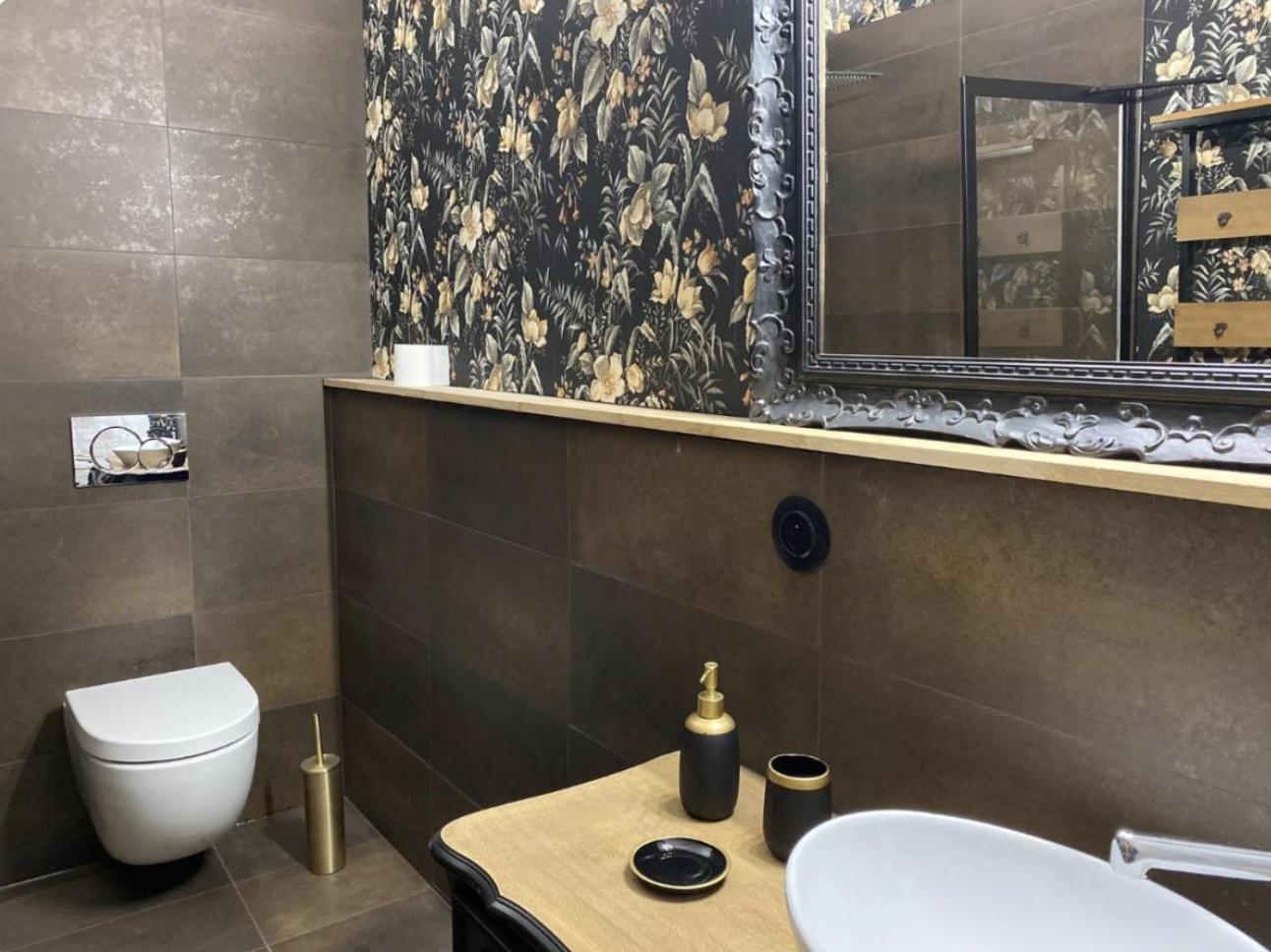 A La Villa Perroy Les Chambres Sont Spacieuses Et Les Petit-Dejeuners Offerts Dunkirk Ngoại thất bức ảnh